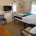 Bar Harbor Cottages & Suites