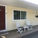 Gallagher\'S Travels Bar Harbor Motel And Cottages