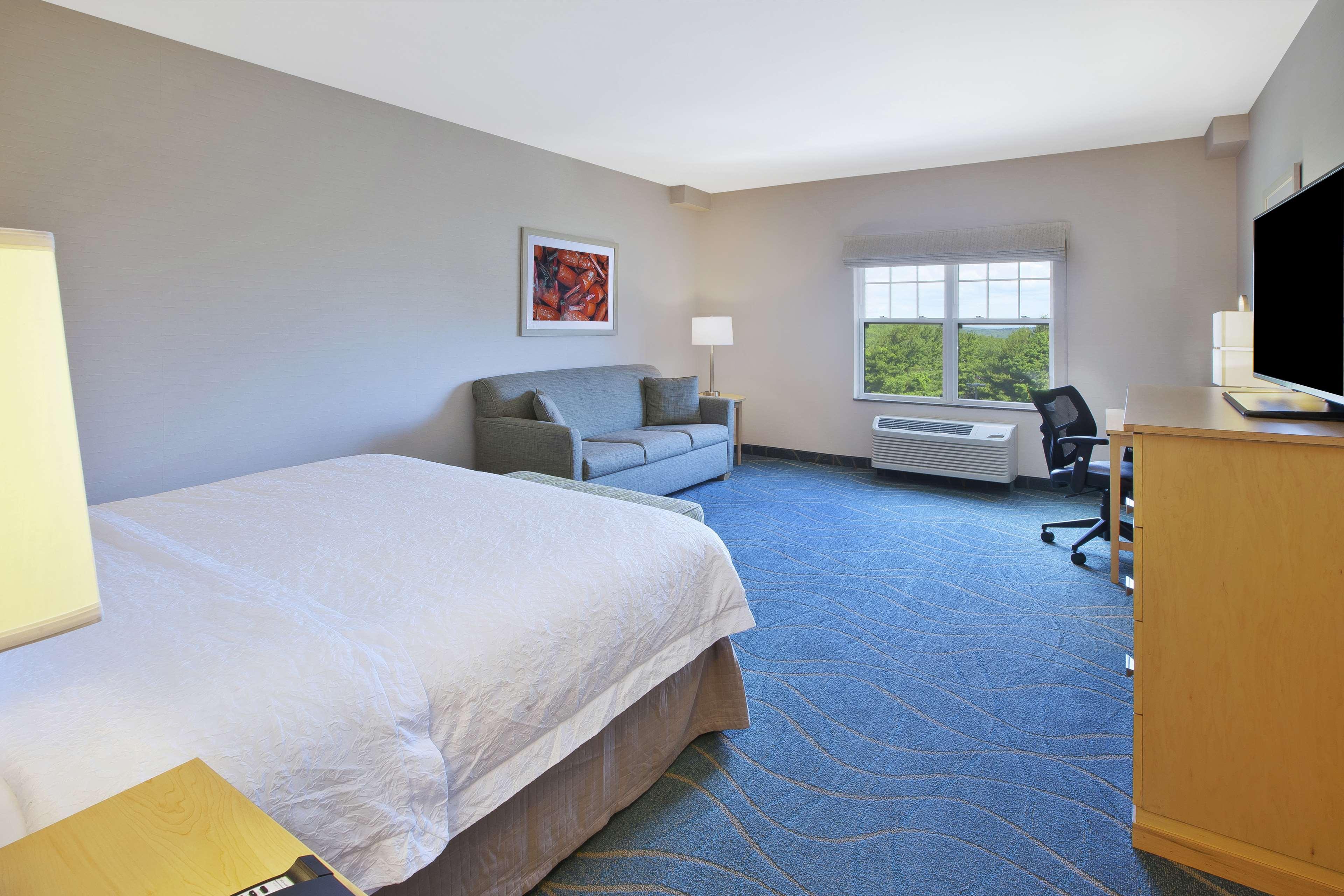 Hotel Hampton 3*