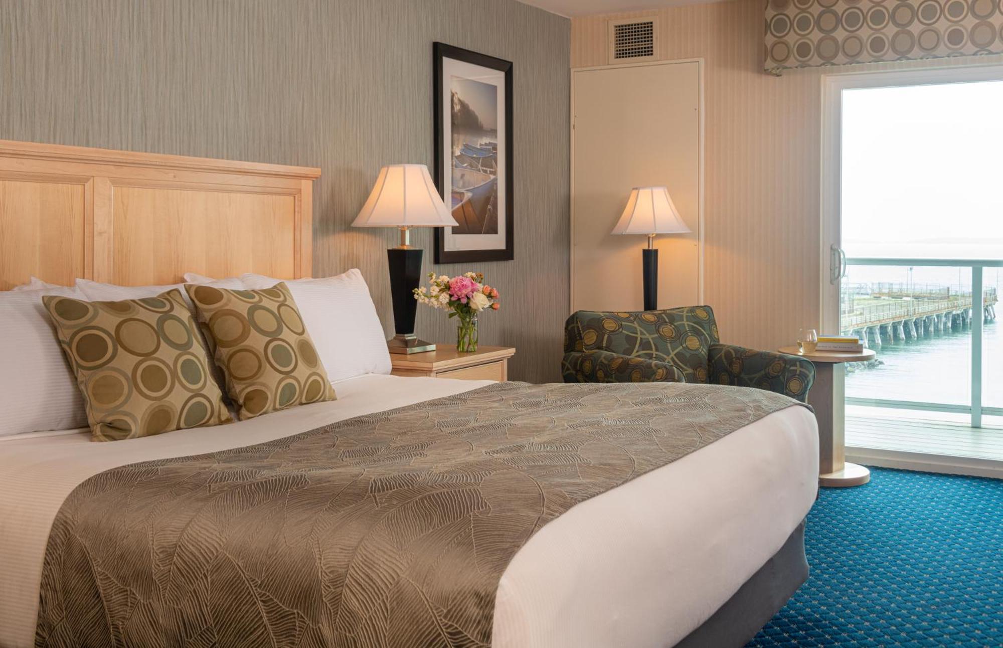 Atlantic Oceanside & Conference Center 3*