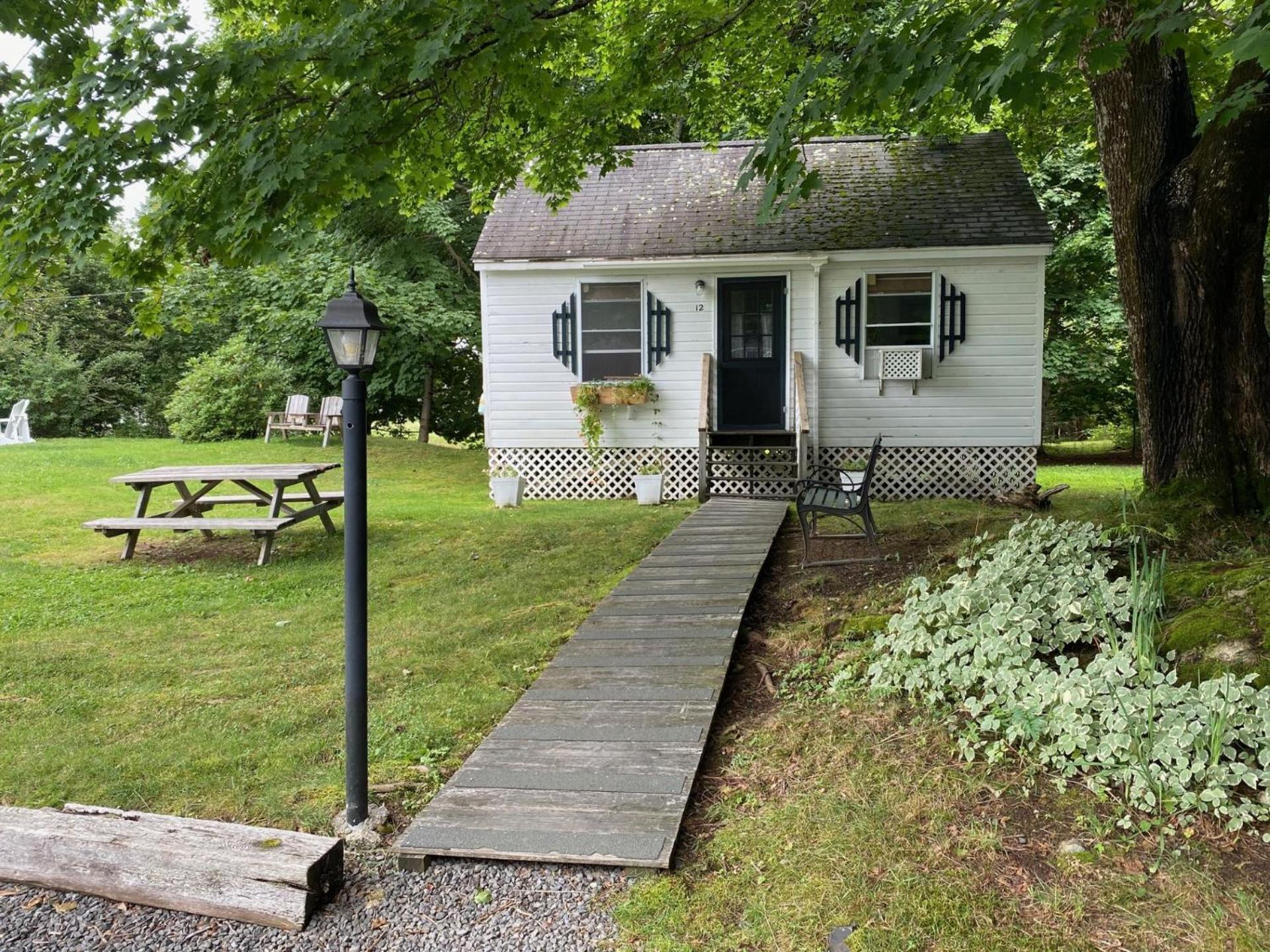 Holiday home & *