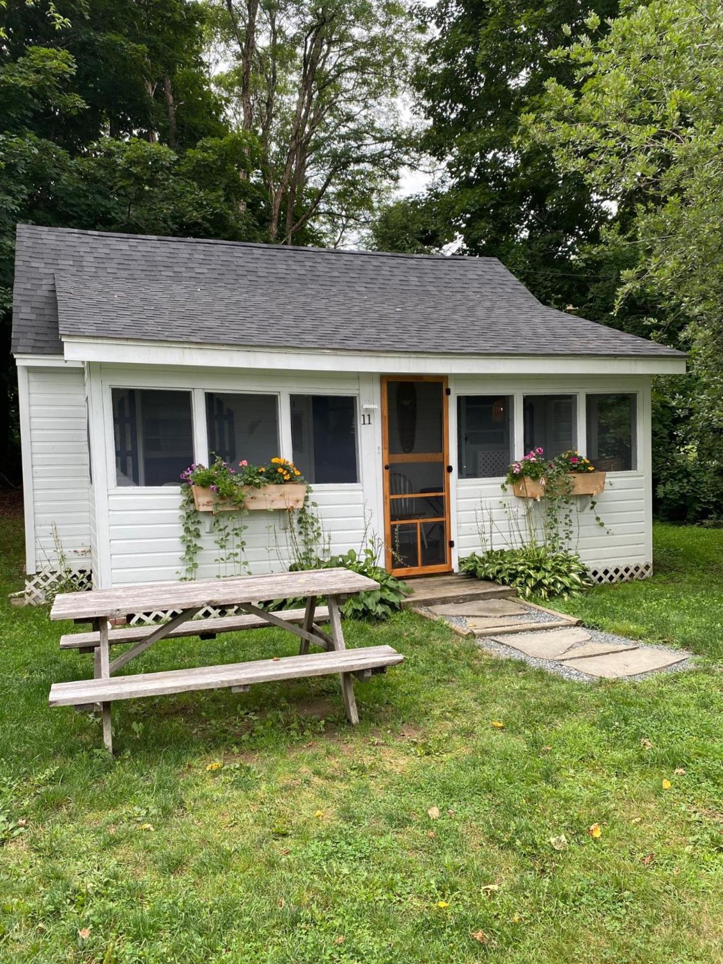 & Holiday home *