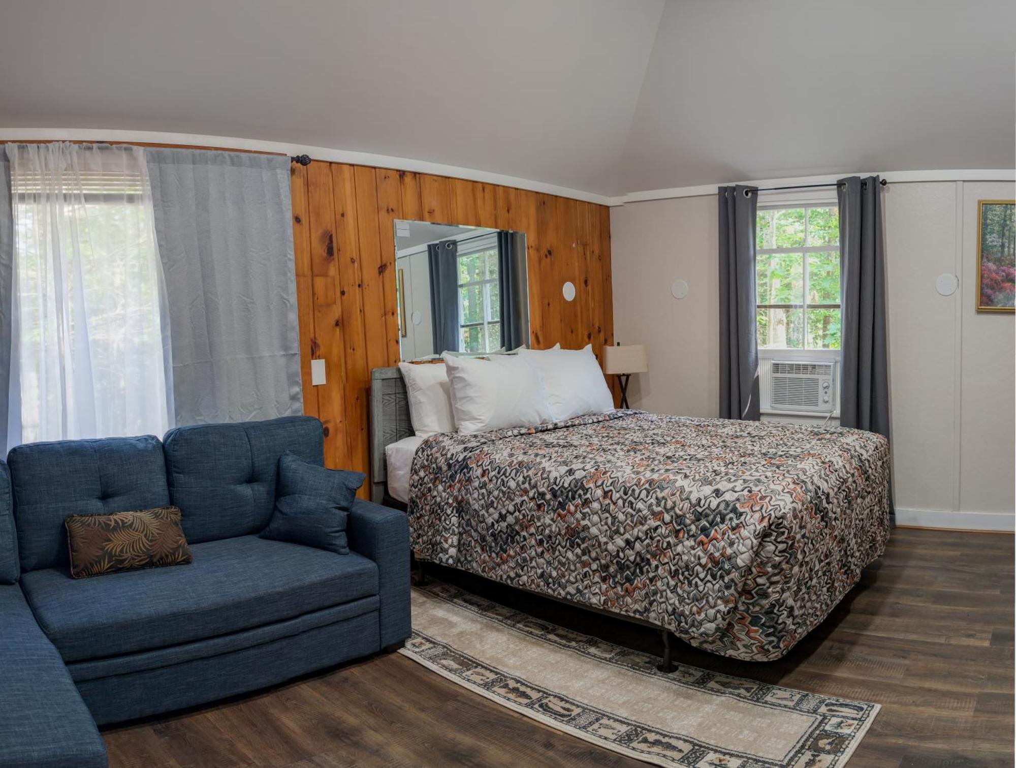 Hinckleys Dreamwood Motel *