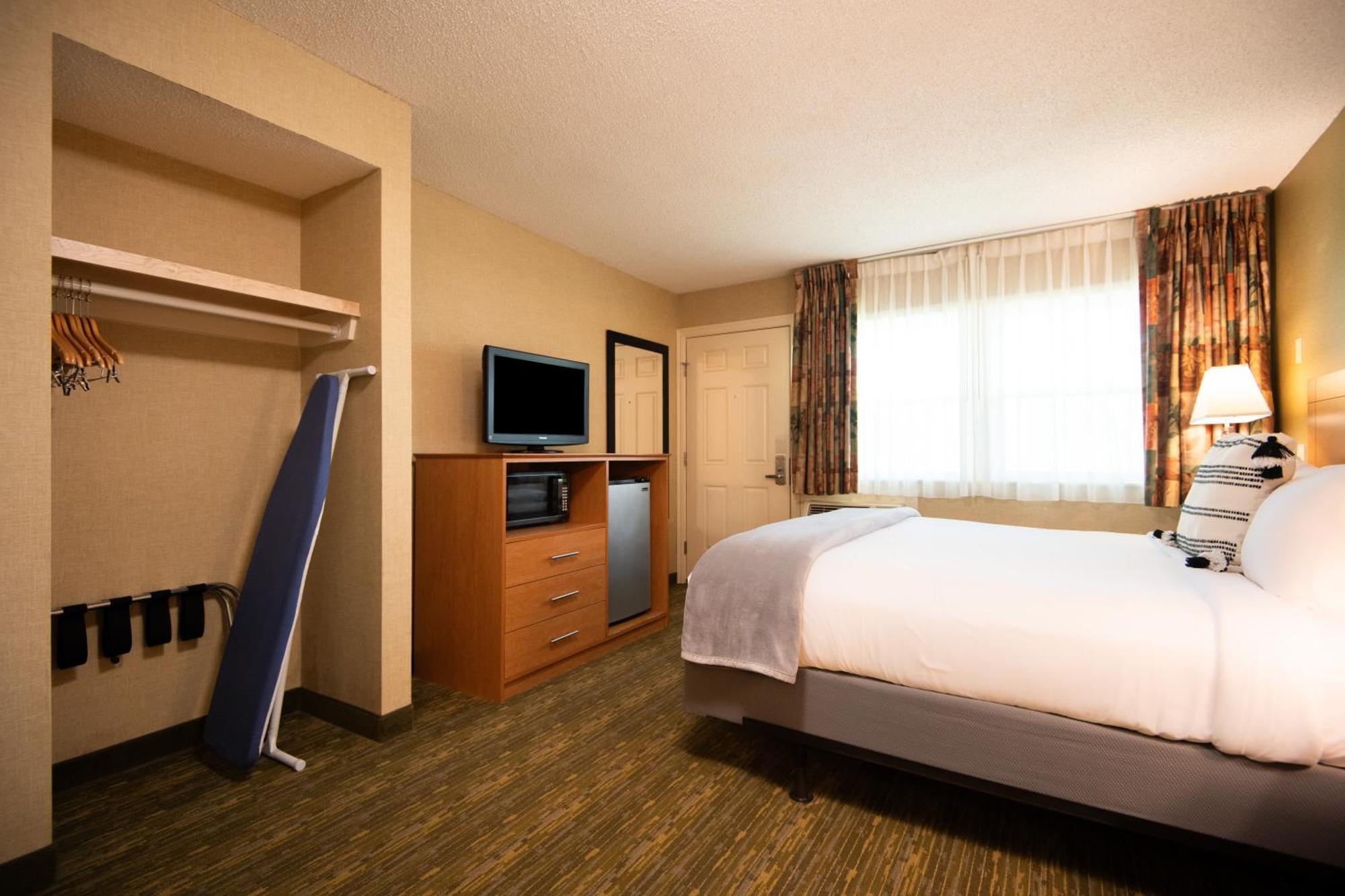 Seasider Hotel 3*